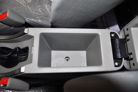 2012款吉利英伦汽车SC3到店实拍