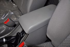2012款吉利英伦汽车SC3到店实拍