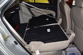 2012款吉利英伦汽车SC6到店实拍