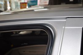 2012款吉利英伦汽车SC6到店实拍