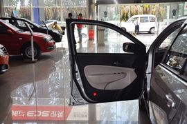 2012款吉利英伦汽车SC6到店实拍