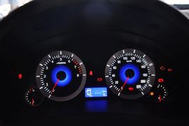 2012款吉利英伦汽车SC6到店实拍