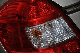 2012款吉利英伦汽车SC6到店实拍