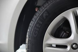 2012款吉利英伦汽车SC6到店实拍