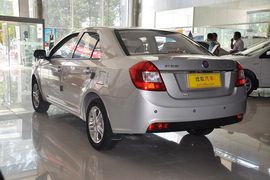 2012款吉利英伦汽车SC6到店实拍