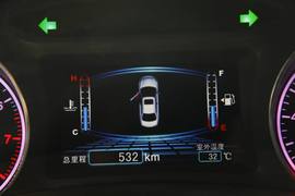 2013款比亚迪速锐1.5TI六速手动版