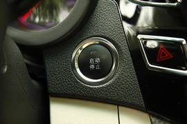2013款比亚迪速锐1.5TI六速手动版