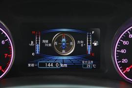2013款比亚迪速锐1.5TI六速手动版
