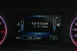 2013款比亚迪速锐1.5TI六速手动版