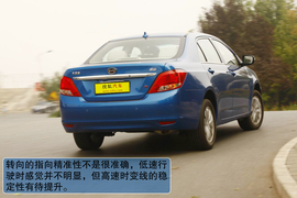 2013款比亚迪速锐1.5TI六速手动版