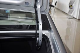 2012款长安悦翔V5