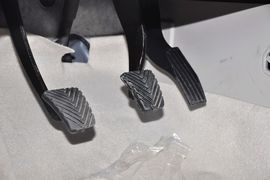 2012款长安悦翔V5