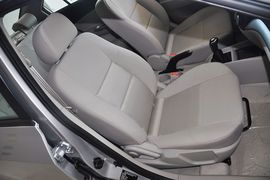 2012款长安悦翔V5