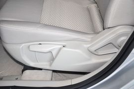 2012款长安悦翔V5