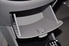 2012款长安悦翔V5