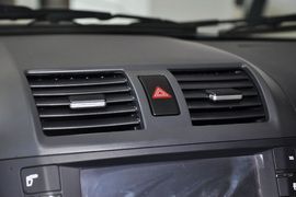 2012款长安悦翔V5