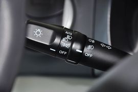 2012款长安悦翔V5