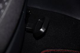 2012款斯柯达晶锐1.6L自动Sport版