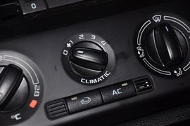 2012款斯柯达晶锐1.6L自动Sport版
