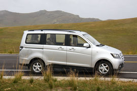 长安欧诺1.5L精英型试驾实拍