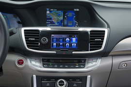 2014款本田雅阁PHEV