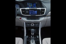 2014款本田雅阁PHEV
