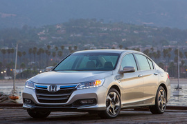 2014款本田雅阁PHEV