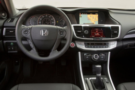 2013款本田雅阁Coupe