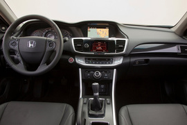 2013款本田雅阁Coupe