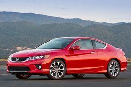 2013款本田雅阁Coupe