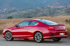 2013款本田雅阁Coupe