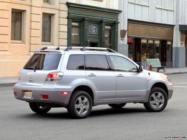 2004款三菱Outlander