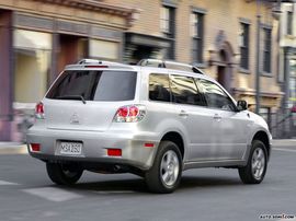 2004款三菱Outlander