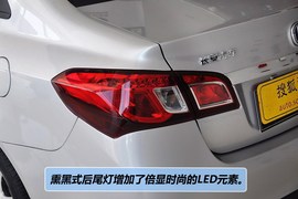 2012款长安悦翔V5