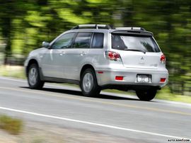 2004款三菱Outlander