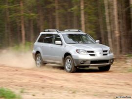 2004款三菱Outlander