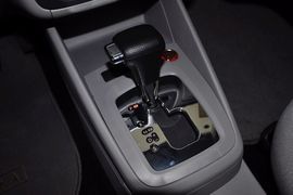 2012款一汽大众宝来1.6L自动特别版