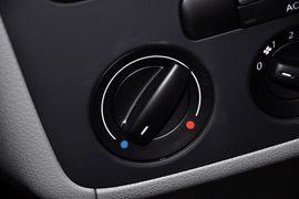 2012款一汽大众宝来1.6L自动特别版