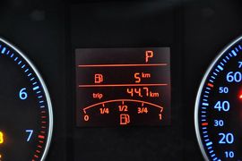 2012款一汽大众宝来1.6L自动特别版
