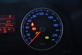 2012款一汽大众宝来1.6L自动特别版