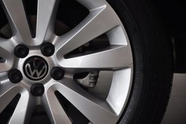 2012款一汽大众宝来1.6L自动特别版