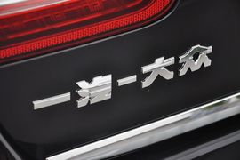 2012款一汽大众宝来1.6L自动特别版