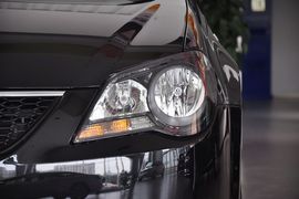 2012款一汽大众宝来1.6L自动特别版
