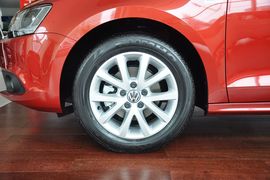 2012款大众全新速腾1.6L自动舒适型