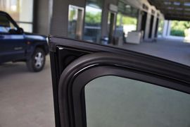 2012款福特福克斯两厢1.6L手动舒适型