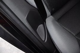 2012款福特福克斯两厢1.6L手动舒适型