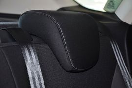 2012款福特福克斯两厢1.6L手动舒适型
