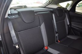 2012款福特福克斯两厢1.6L手动舒适型