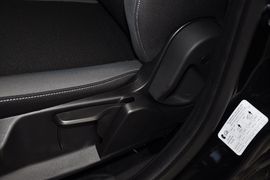 2012款福特福克斯两厢1.6L手动舒适型
