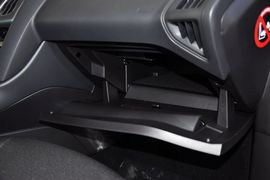 2012款福特福克斯两厢1.6L手动舒适型